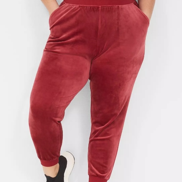 LIVI Lane Bryant 2 Piece Velour Set Hoodie 26/28 Jogger Pants 22/24 Rhubarb Red - Picture 4 of 7